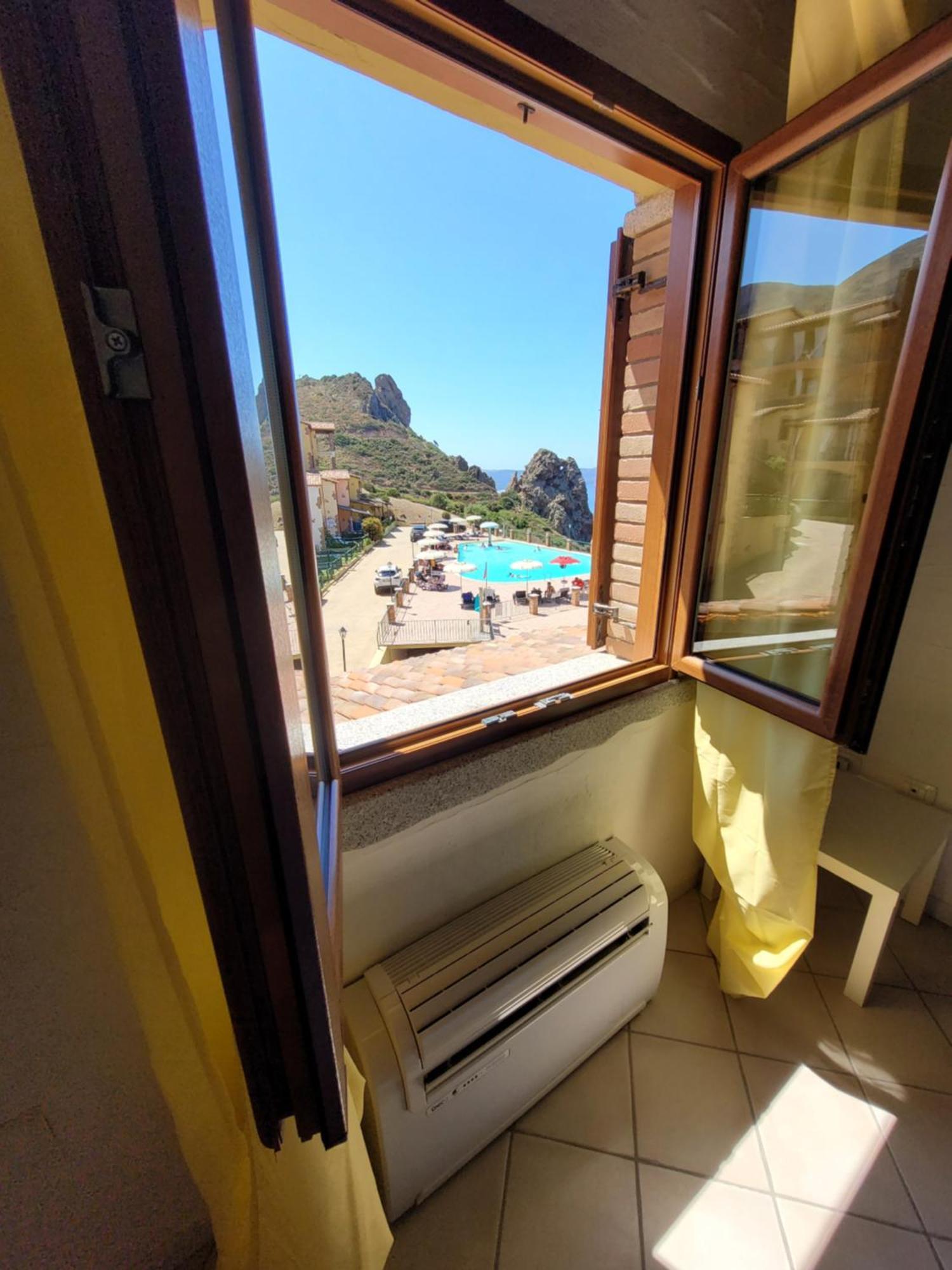 Villa Tramonti Sul Mare Nebida Eksteriør billede
